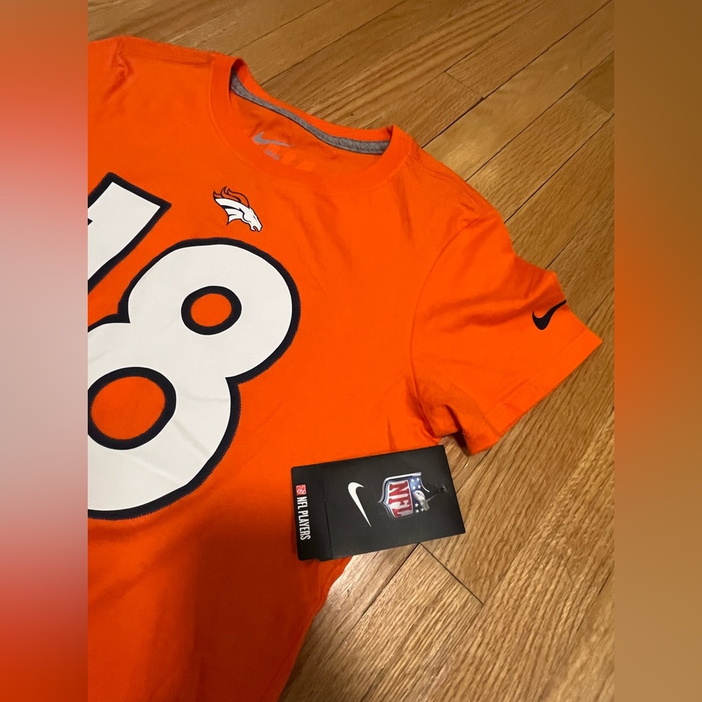 NWT - Nike NFL Denver Broncos, Peyton Manning, Women’s t-shirt, size M - Picture 2 of 8